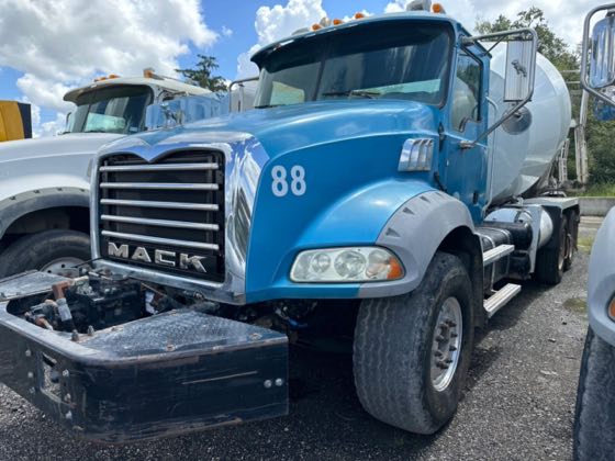 2014 Mack Granite GU813 for sale at SuperMixers in Orlando, Florida
