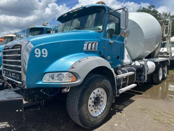 2014 Mack Granite GU813 for sale at SuperMixers in Orlando, Florida