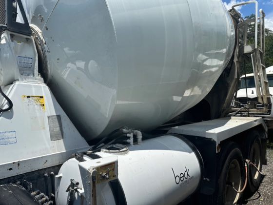 2014 Mack Granite GU813 — photo 27