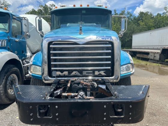 2014 Mack Granite GU813 — photo 3
