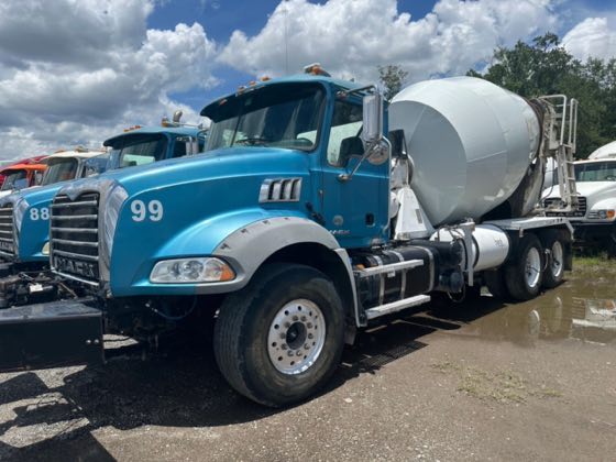 2014 Mack Granite GU813 — photo 5