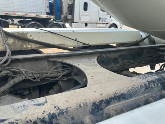 2014 Mack Granite GU813 — photo 24