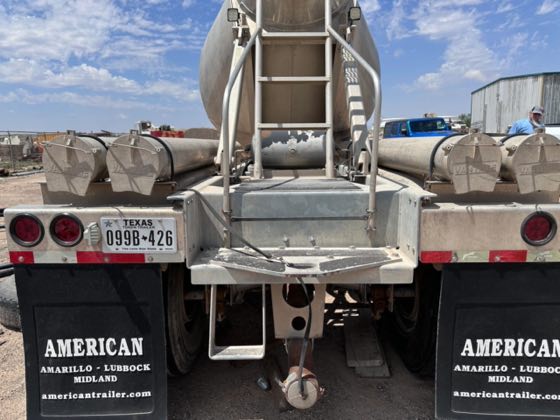 2015 Vantage P42-1000 pneumatic dry bulk cement trailer — photo 23